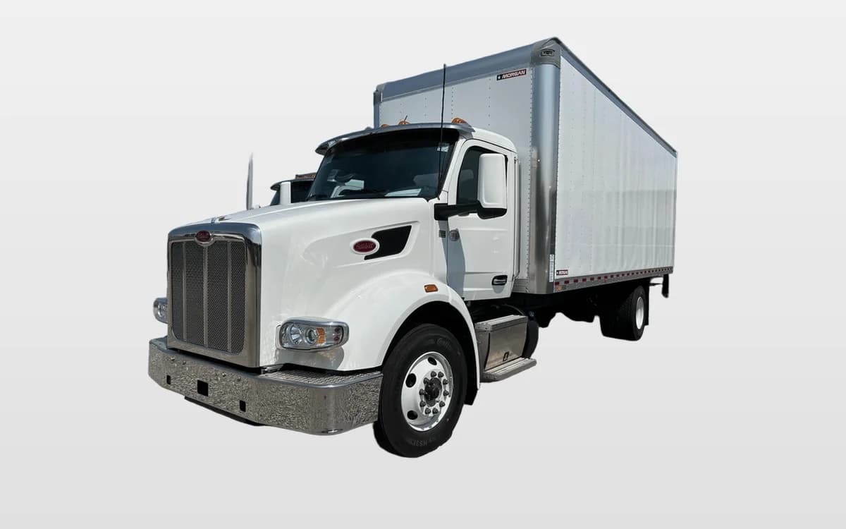 2025 Peterbilt 567