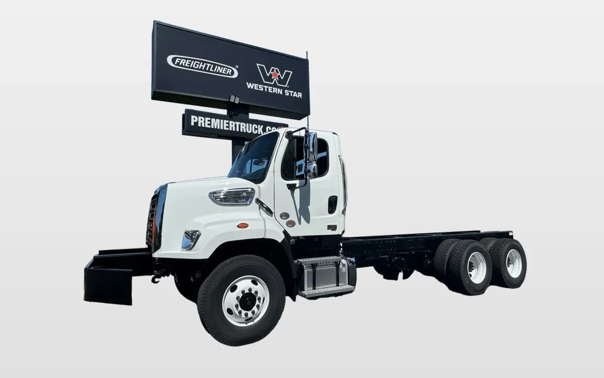 2025 Freightliner 108SD