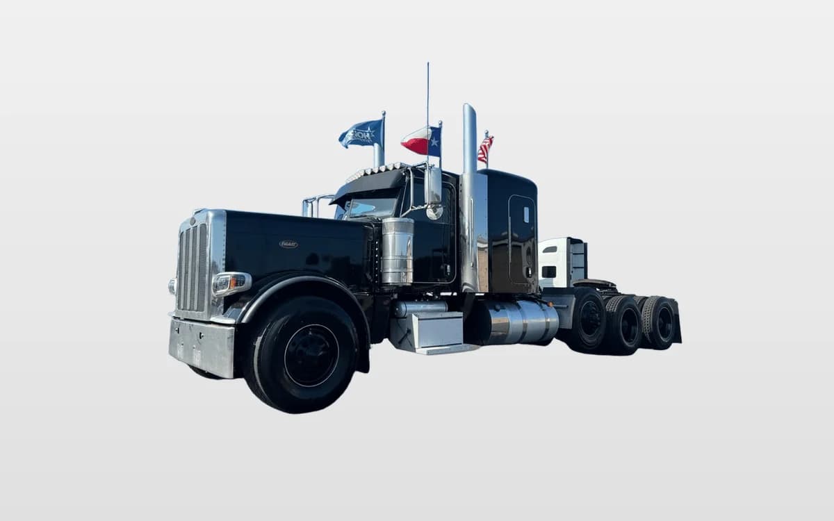 2023 Peterbilt 389