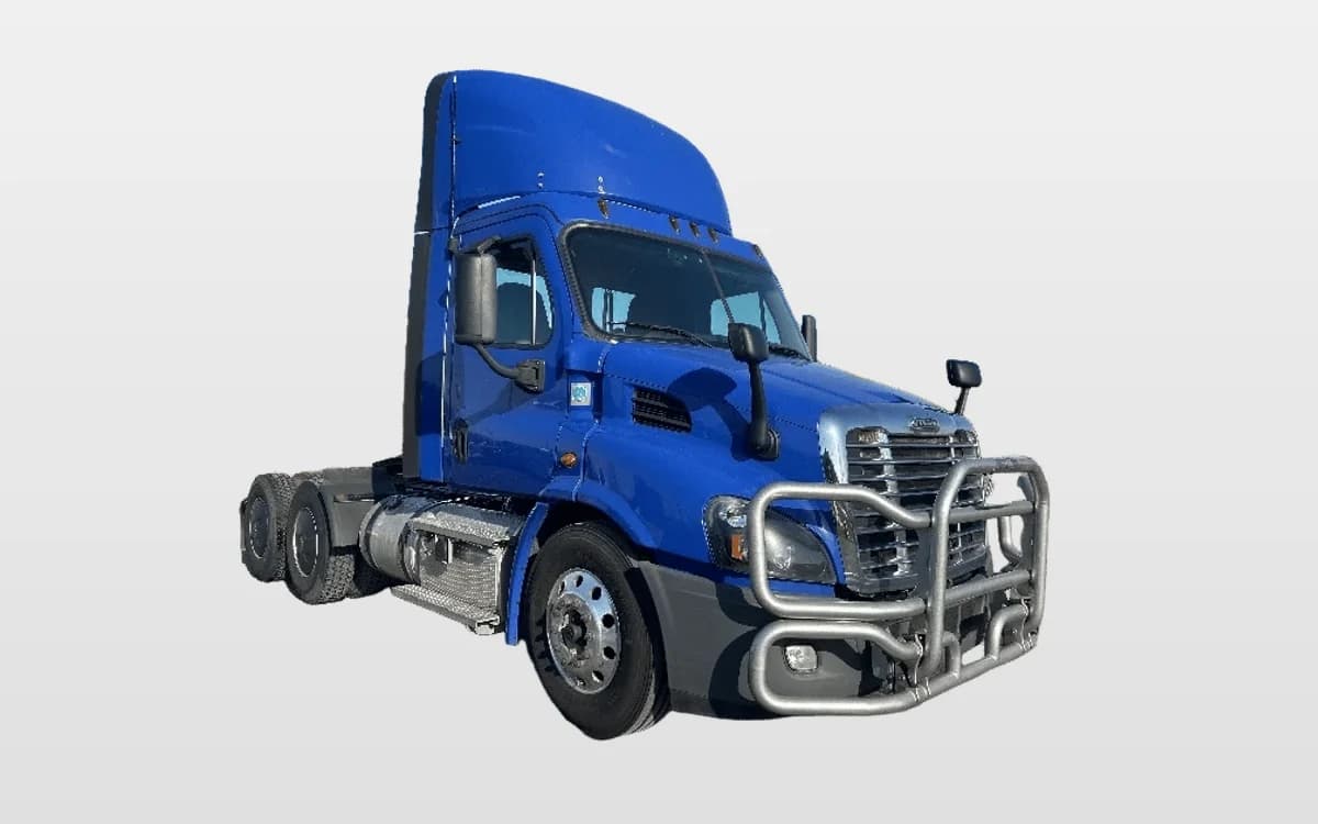 2020 Freightliner Cascadia in Elkhart, IN