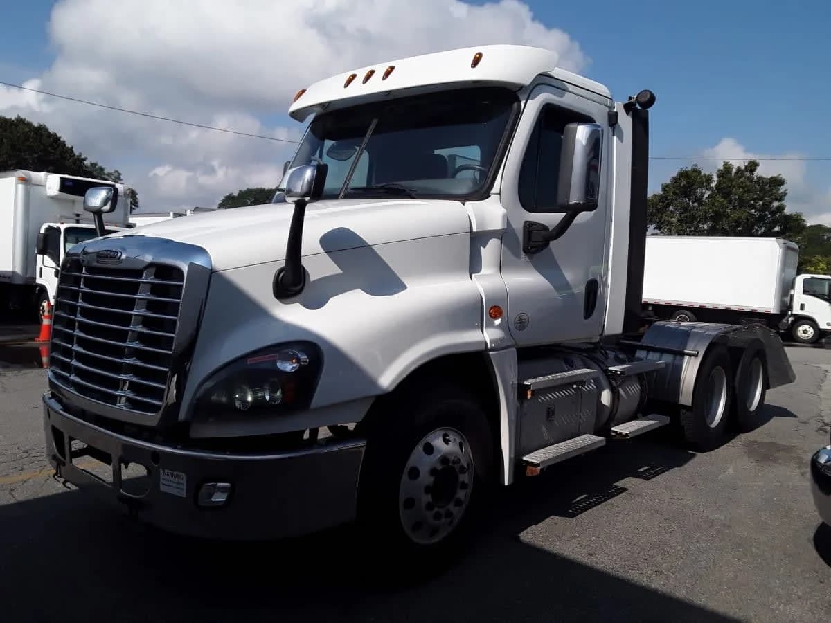 2020 Freightliner Cascadia