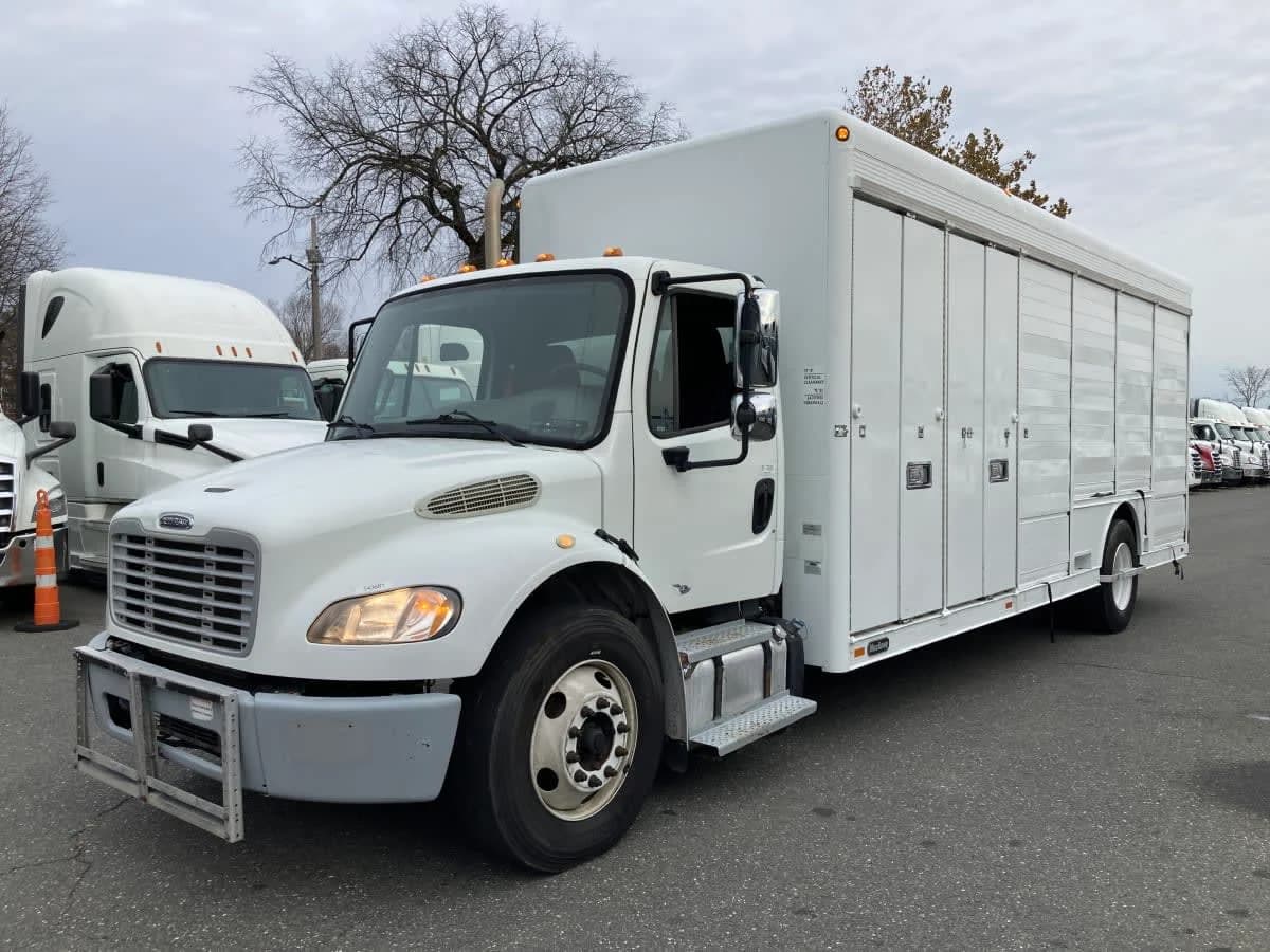 2014 Freightliner M2 106