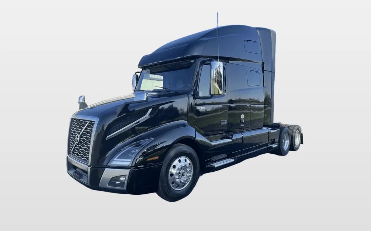 2020 Volvo VNL 760 in Sauk Rapids