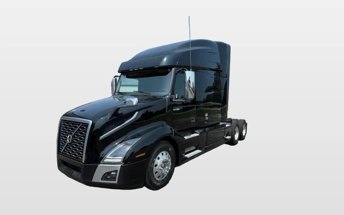 2020 Volvo VNL 760 in Sauk Rapids