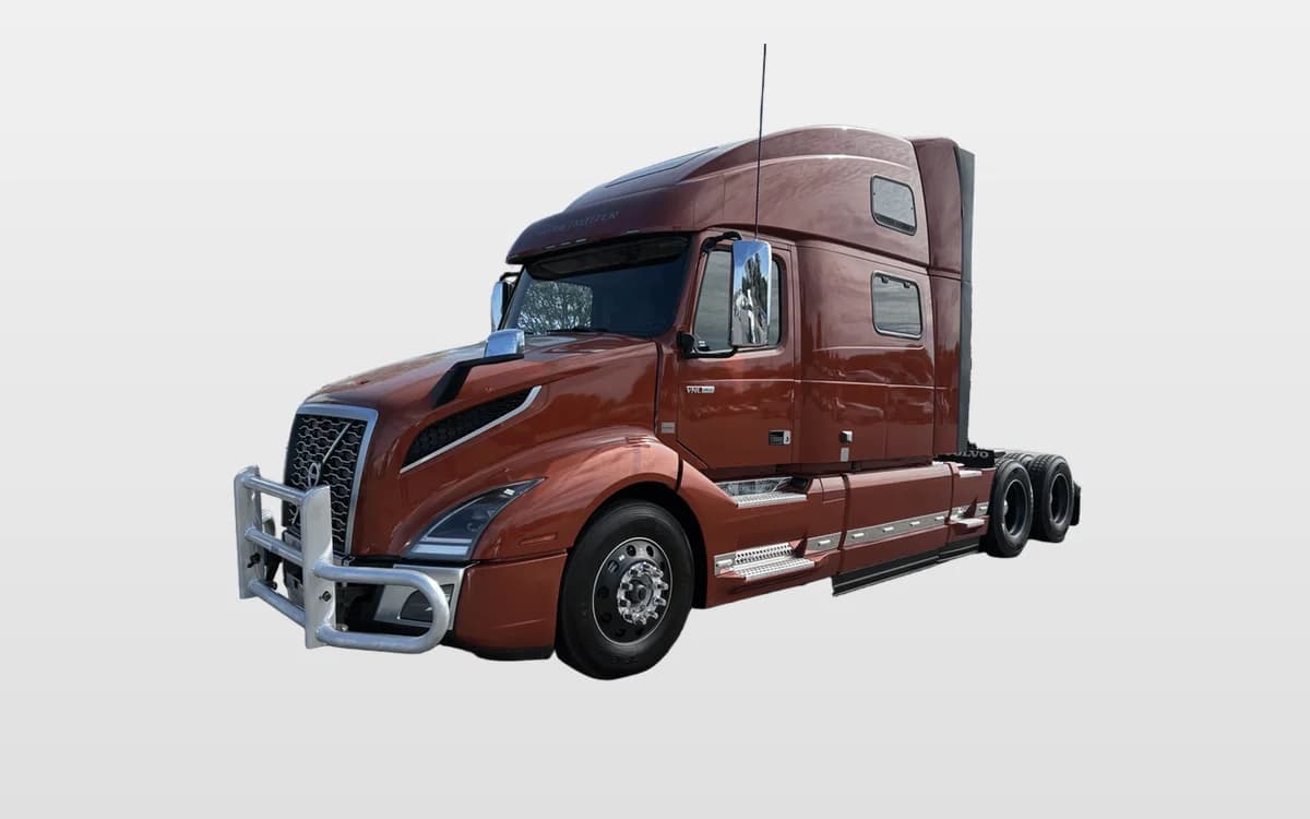 2023 Volvo VNL 860 in CHARLOTTE, NC