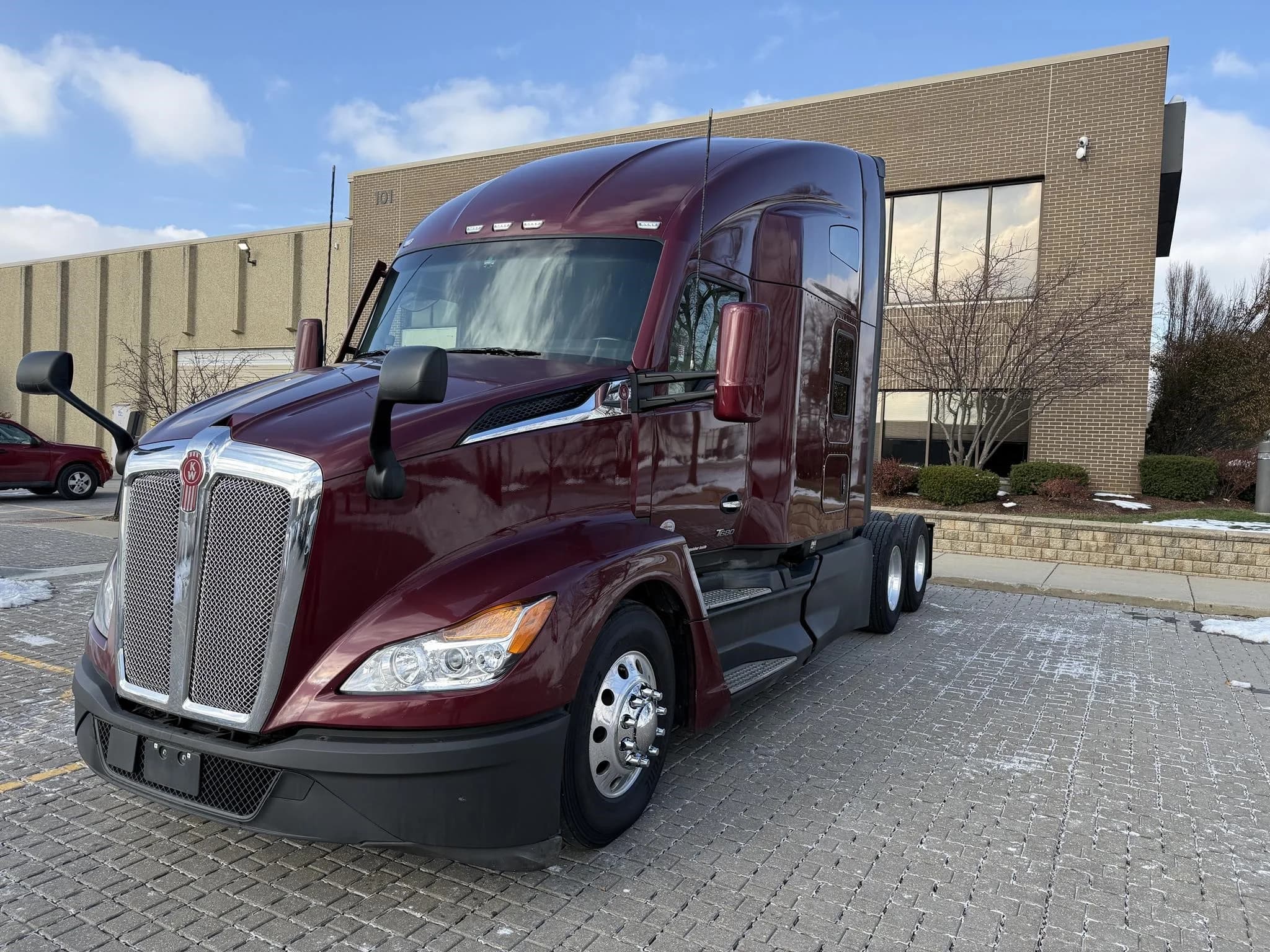 2022 Kenworth T680