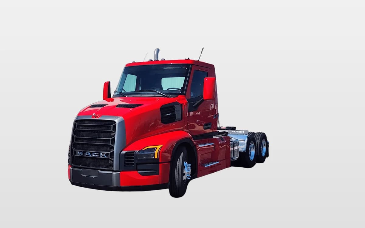 2027 Mack Pioneer in Rockford, IL