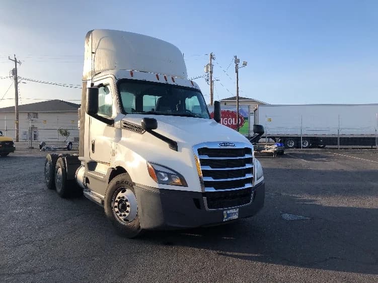 2020 Freightliner Cascadia