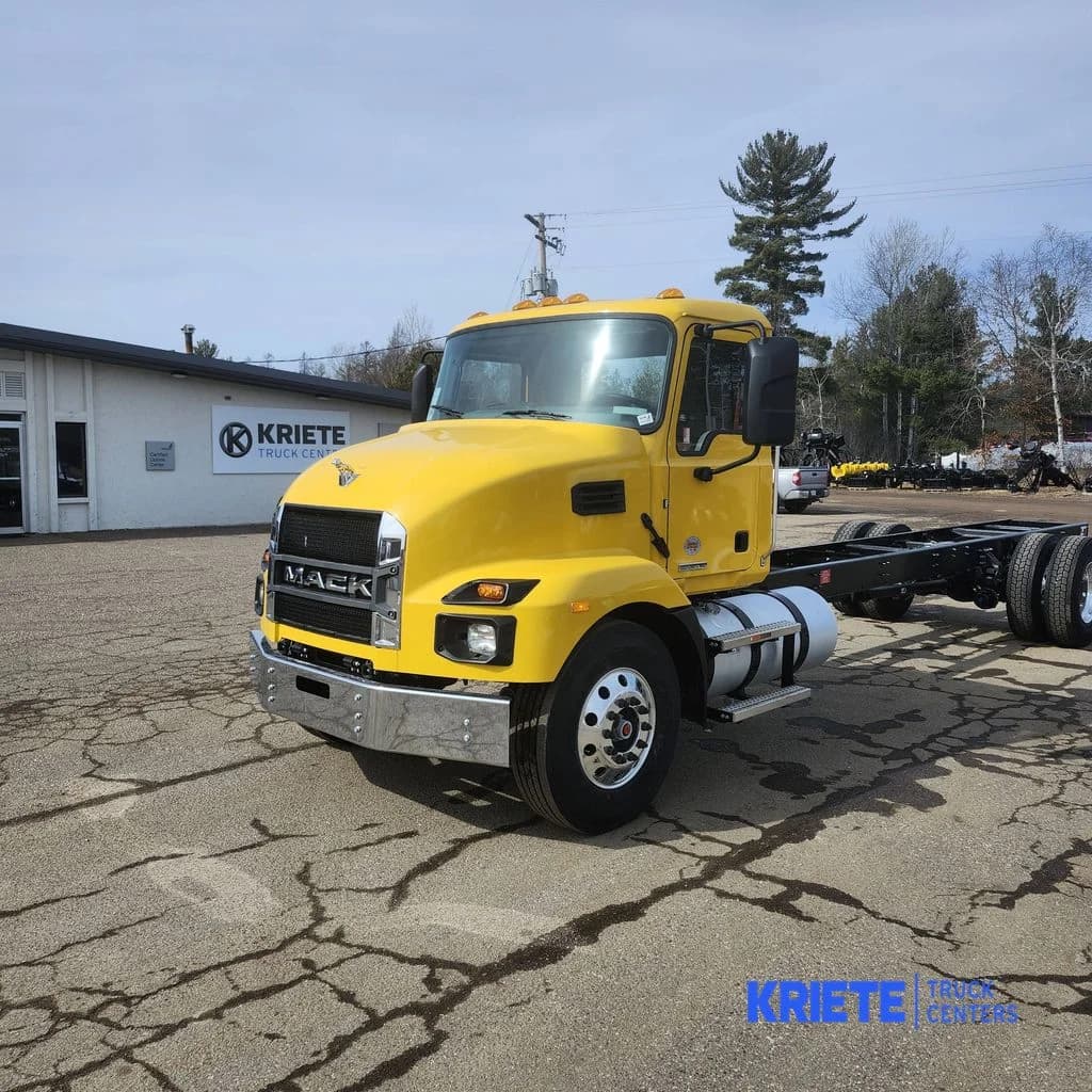 2025 Mack MD