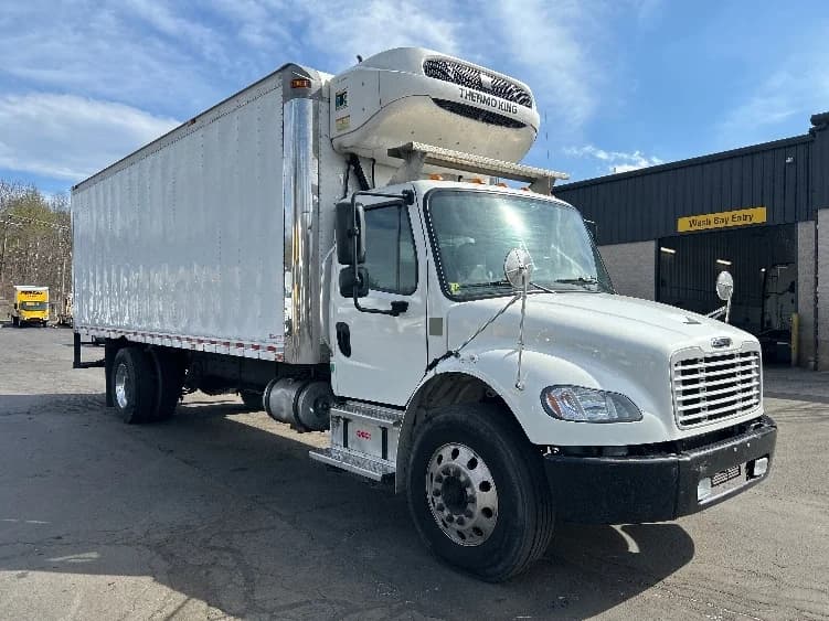 2021 Freightliner M2 106