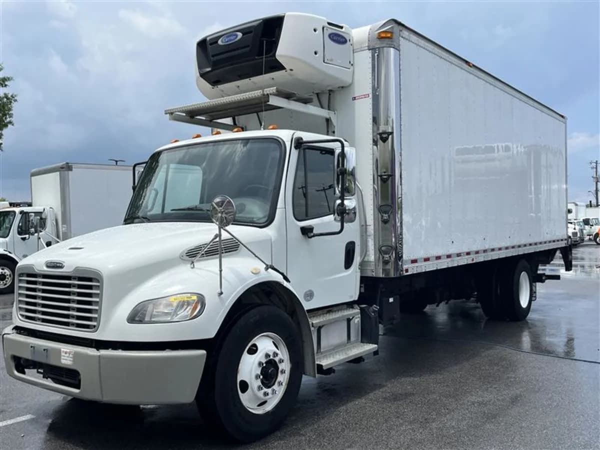 2017 Freightliner M2 106
