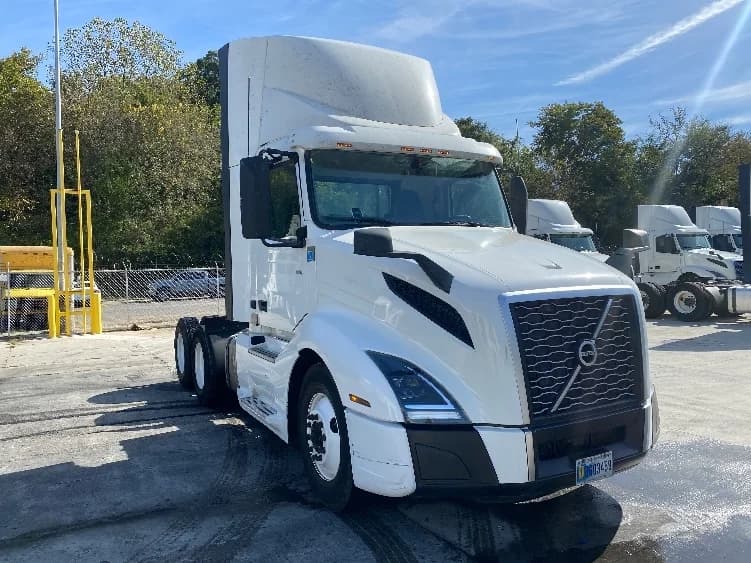 2020 Volvo VNL 300