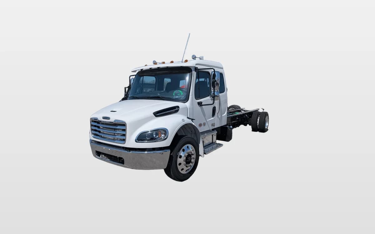 2025 Freightliner M2 106