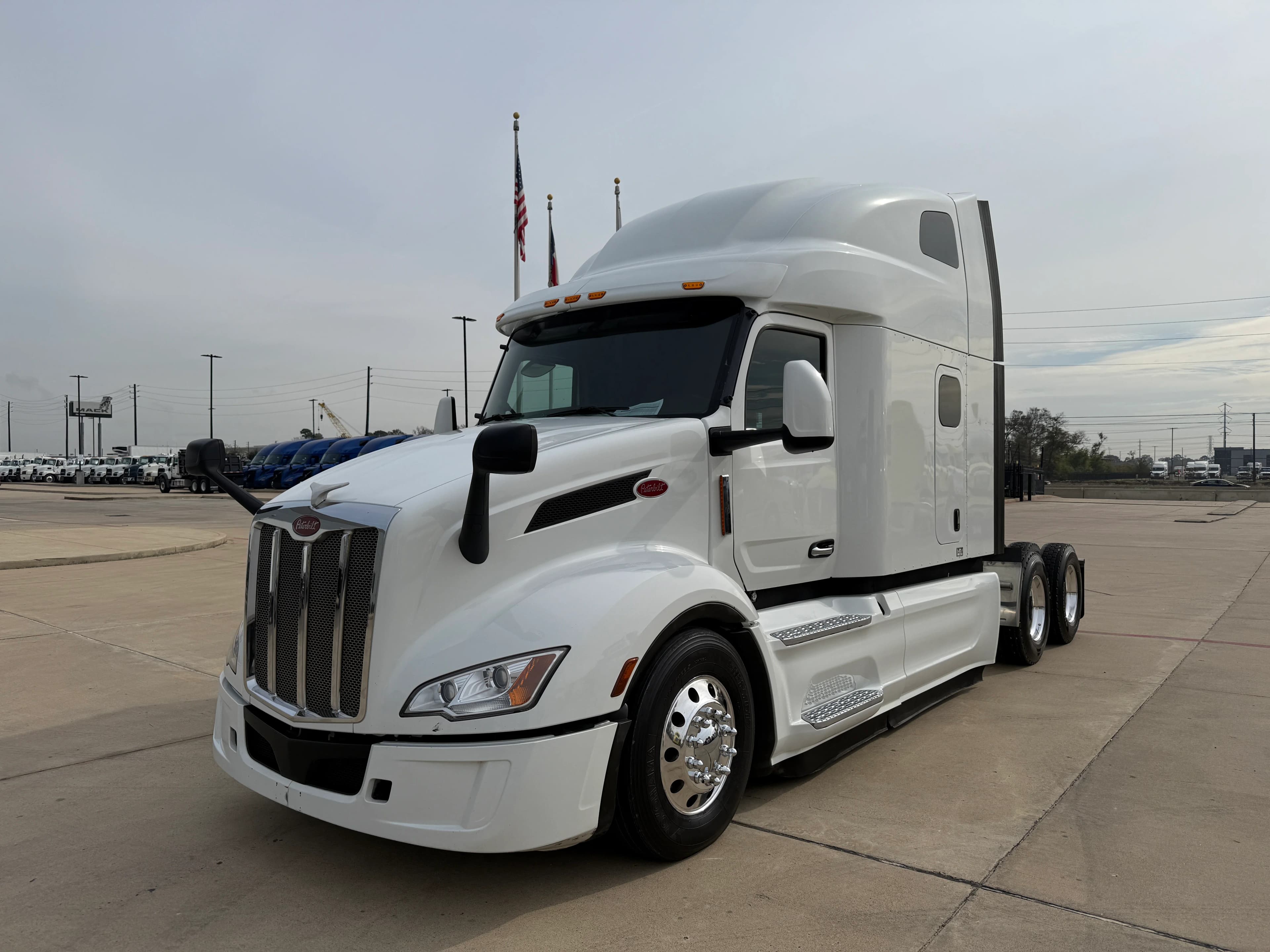 2023 Peterbilt 579