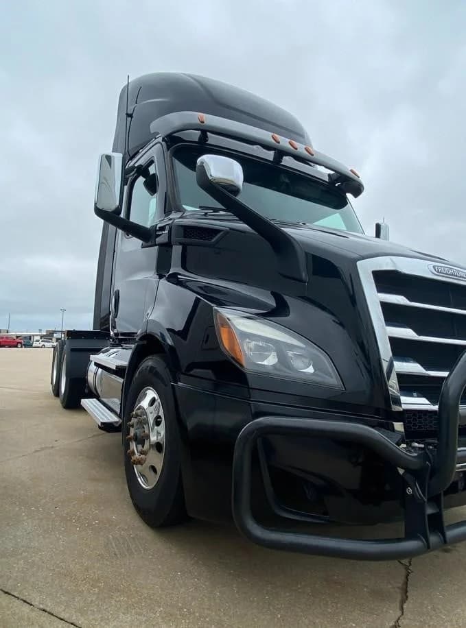 2022 Freightliner Cascadia