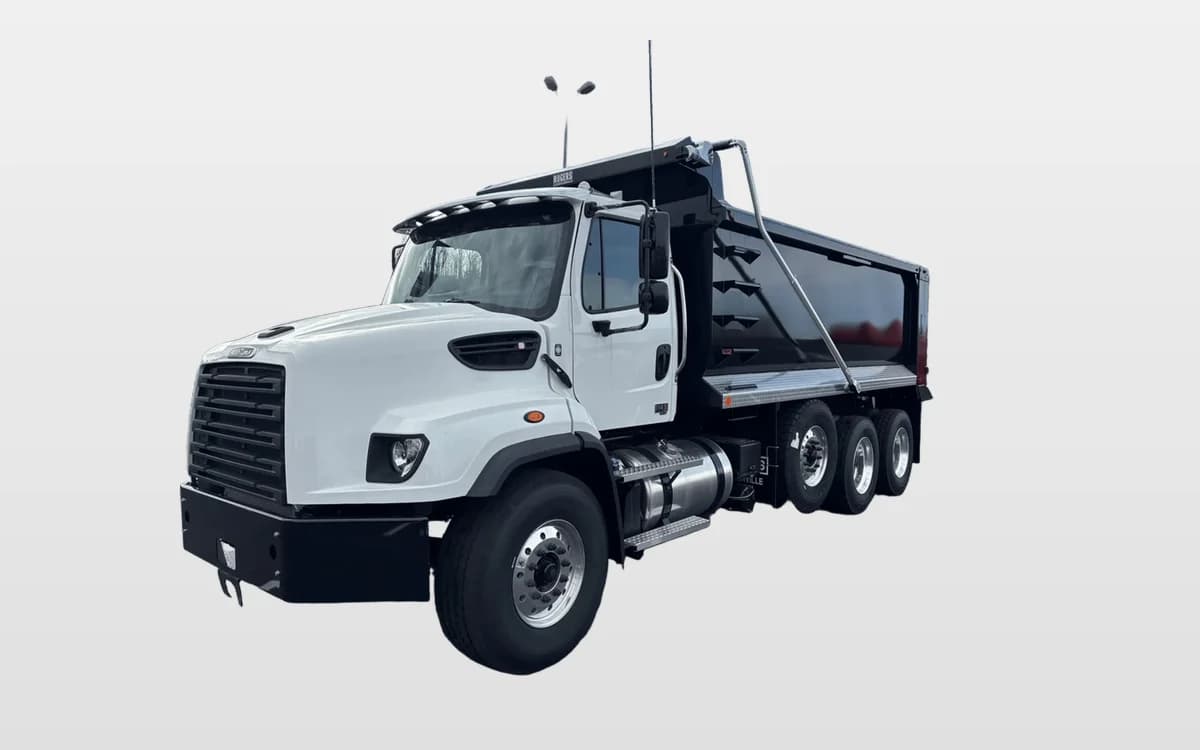 2025 Freightliner 114SD