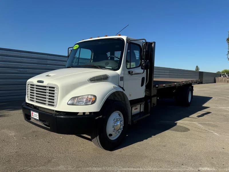 2016 Freightliner M2 106