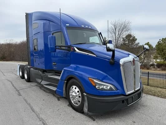 2023 Kenworth T680