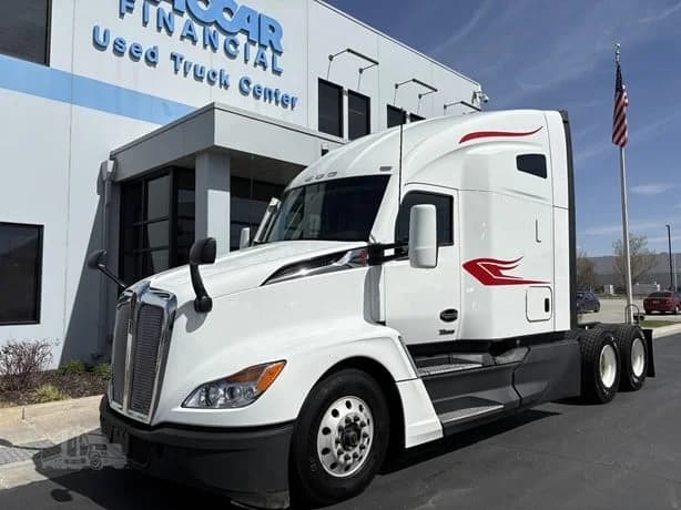 2023 Kenworth T680