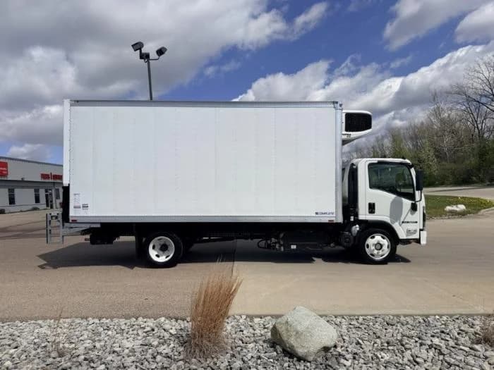 2024 Isuzu NRR