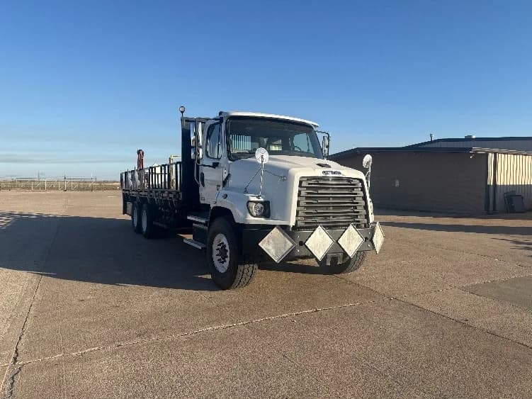 2020 Freightliner 114SD
