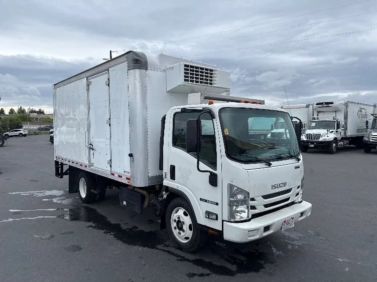 2019 Isuzu NRR