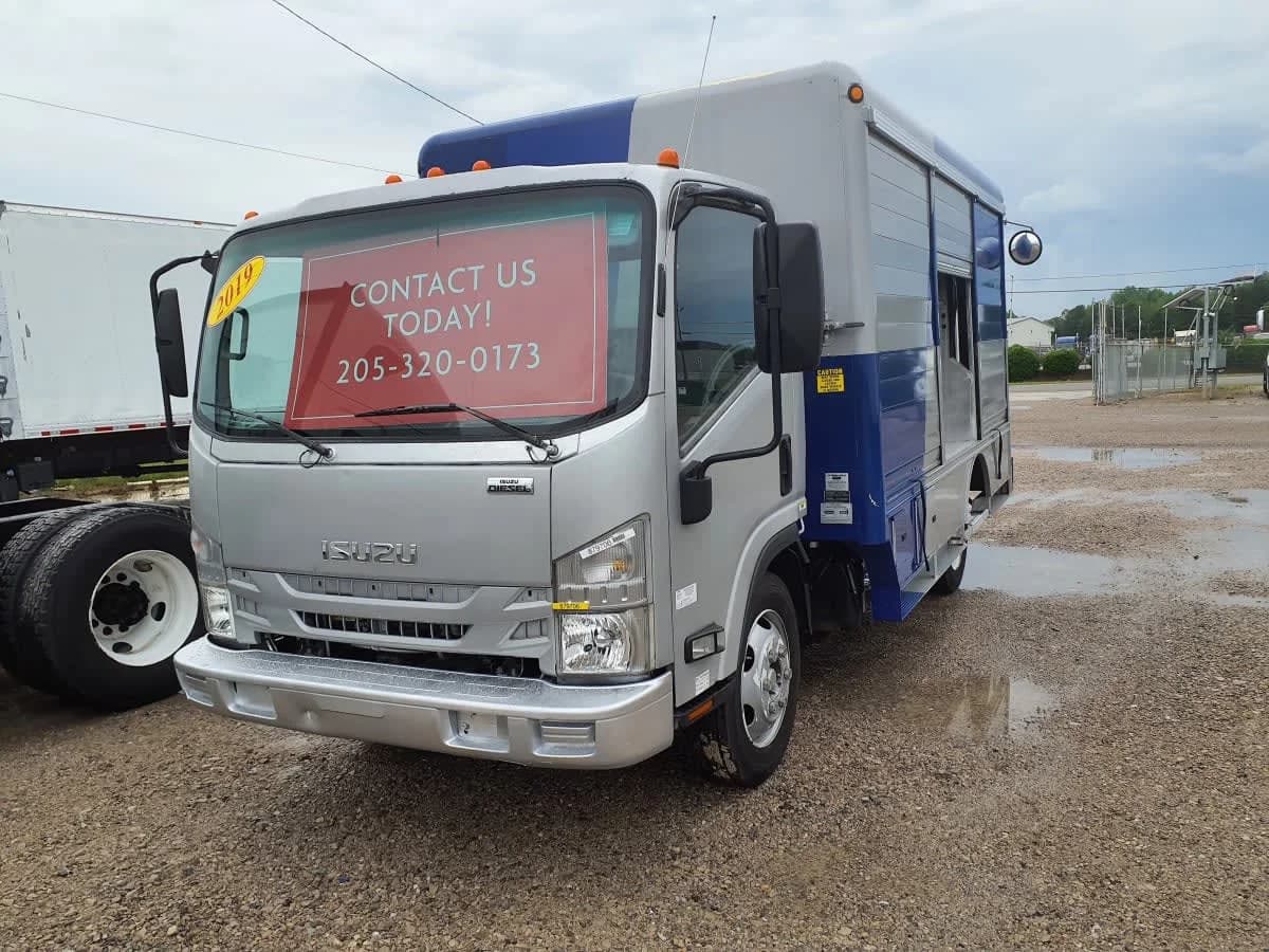 2019 Isuzu NRR