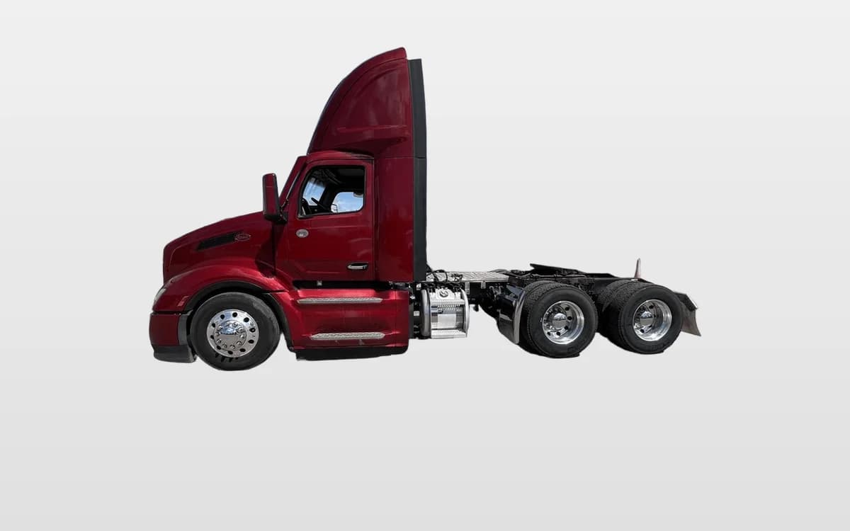 2022 Peterbilt 579