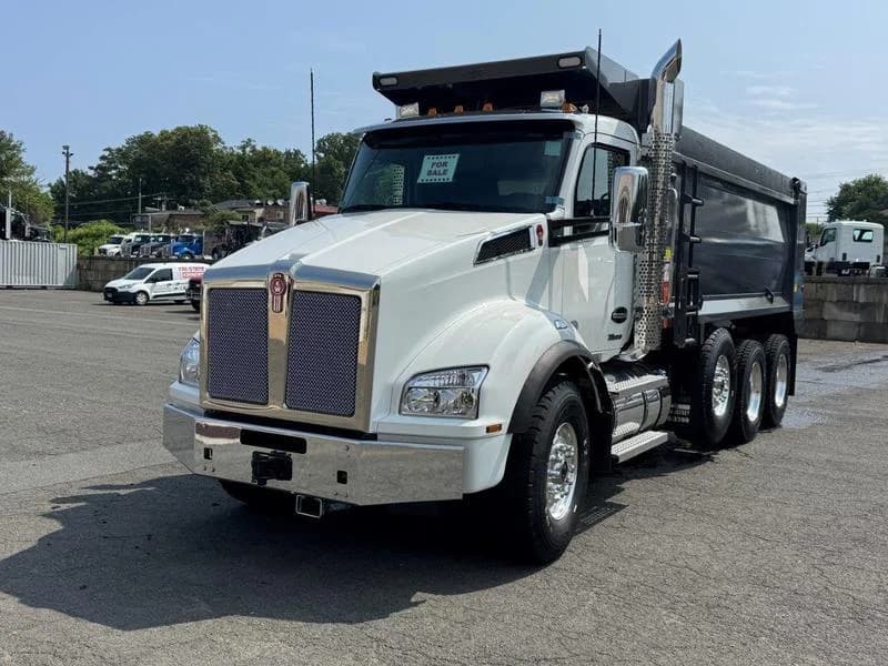 2026 Kenworth T880