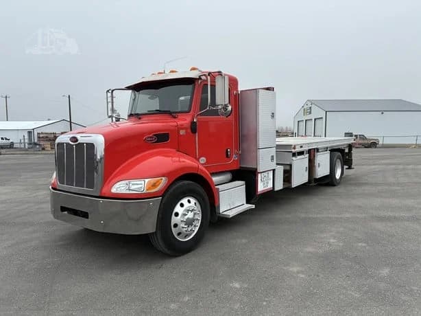 2019 Peterbilt 337