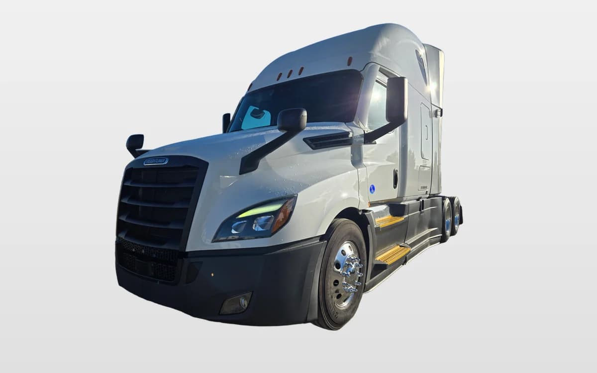 2021 FREIGHTLINER CASCADIA 126SLP