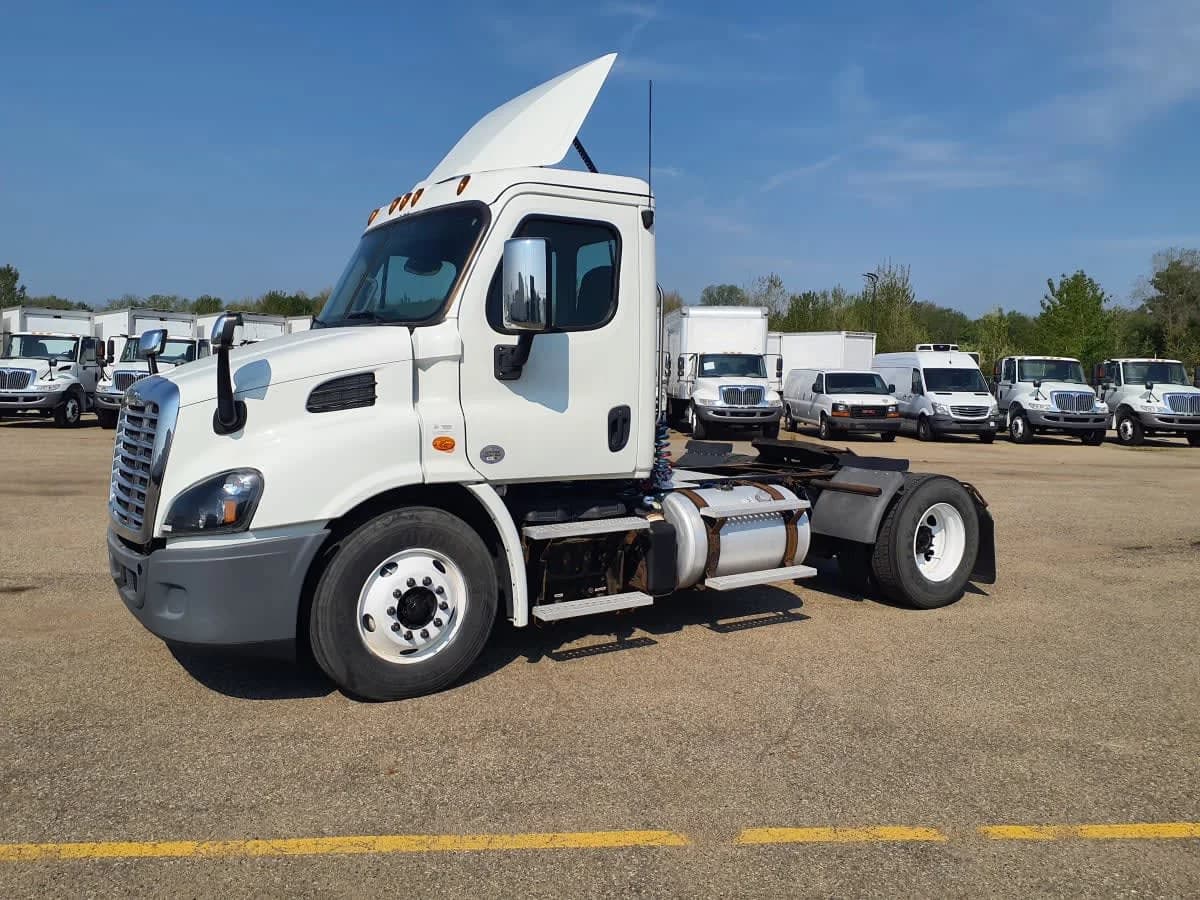 2016 Freightliner Cascadia