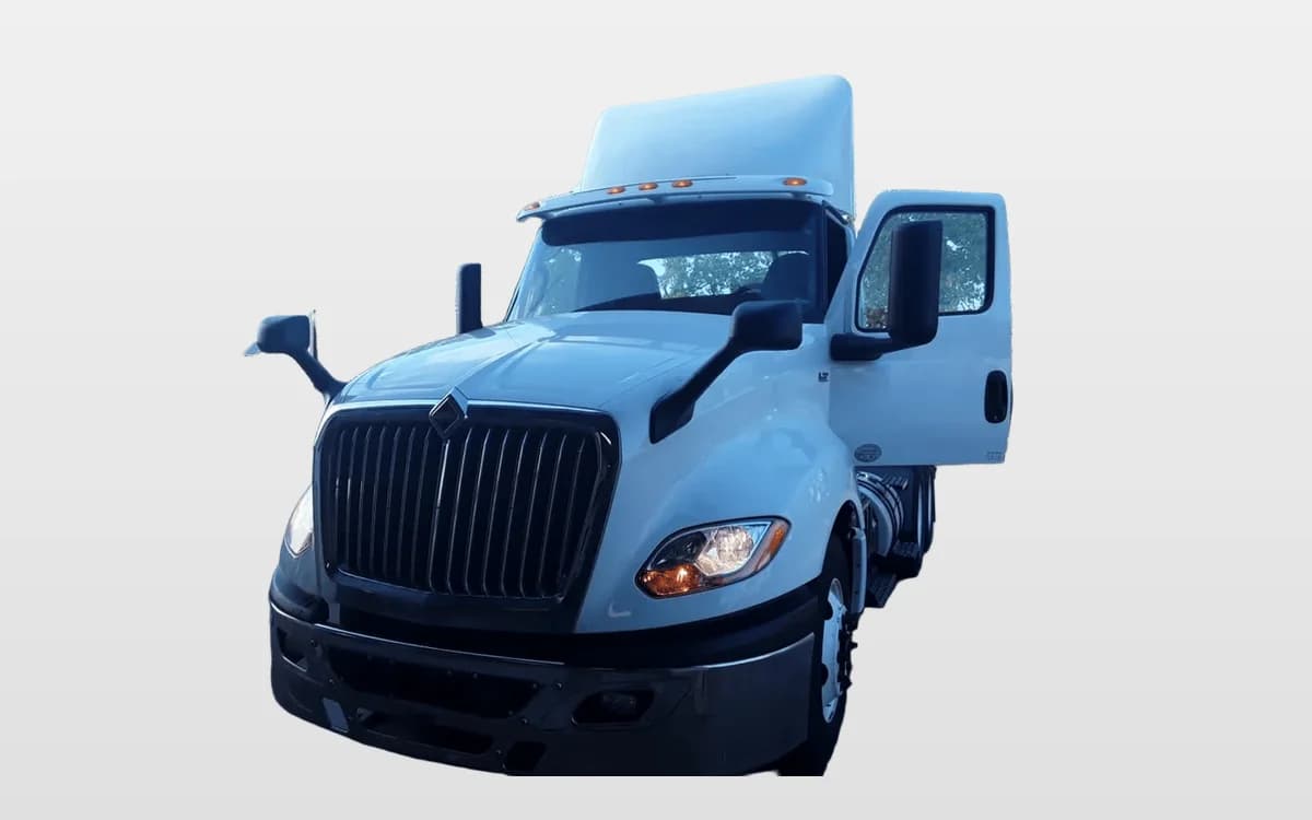 2018 International LT in Kansas City, MO