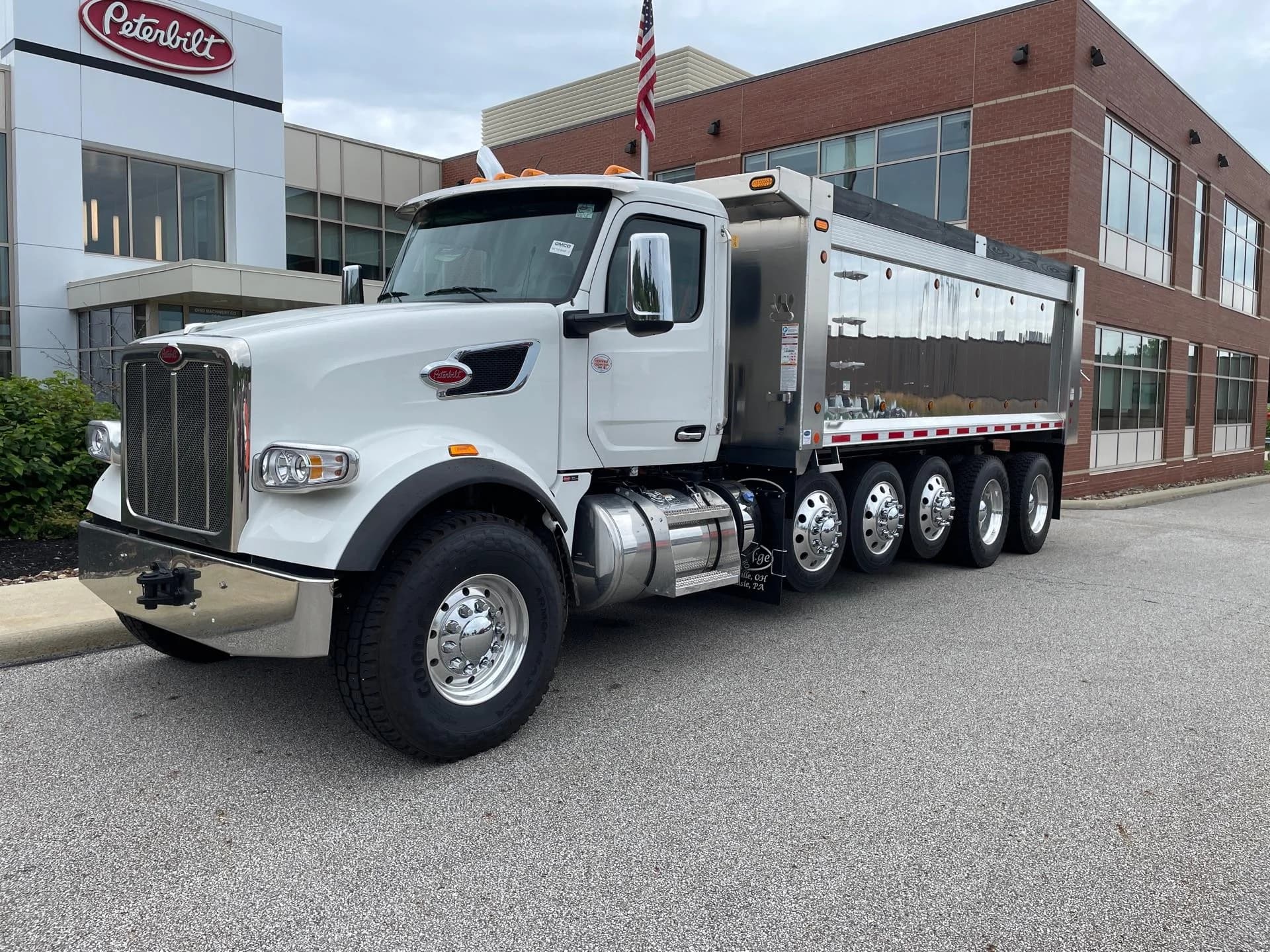 2026 Peterbilt 567