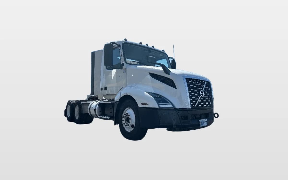 2022 Volvo VNL 300 in Kansas City, MO