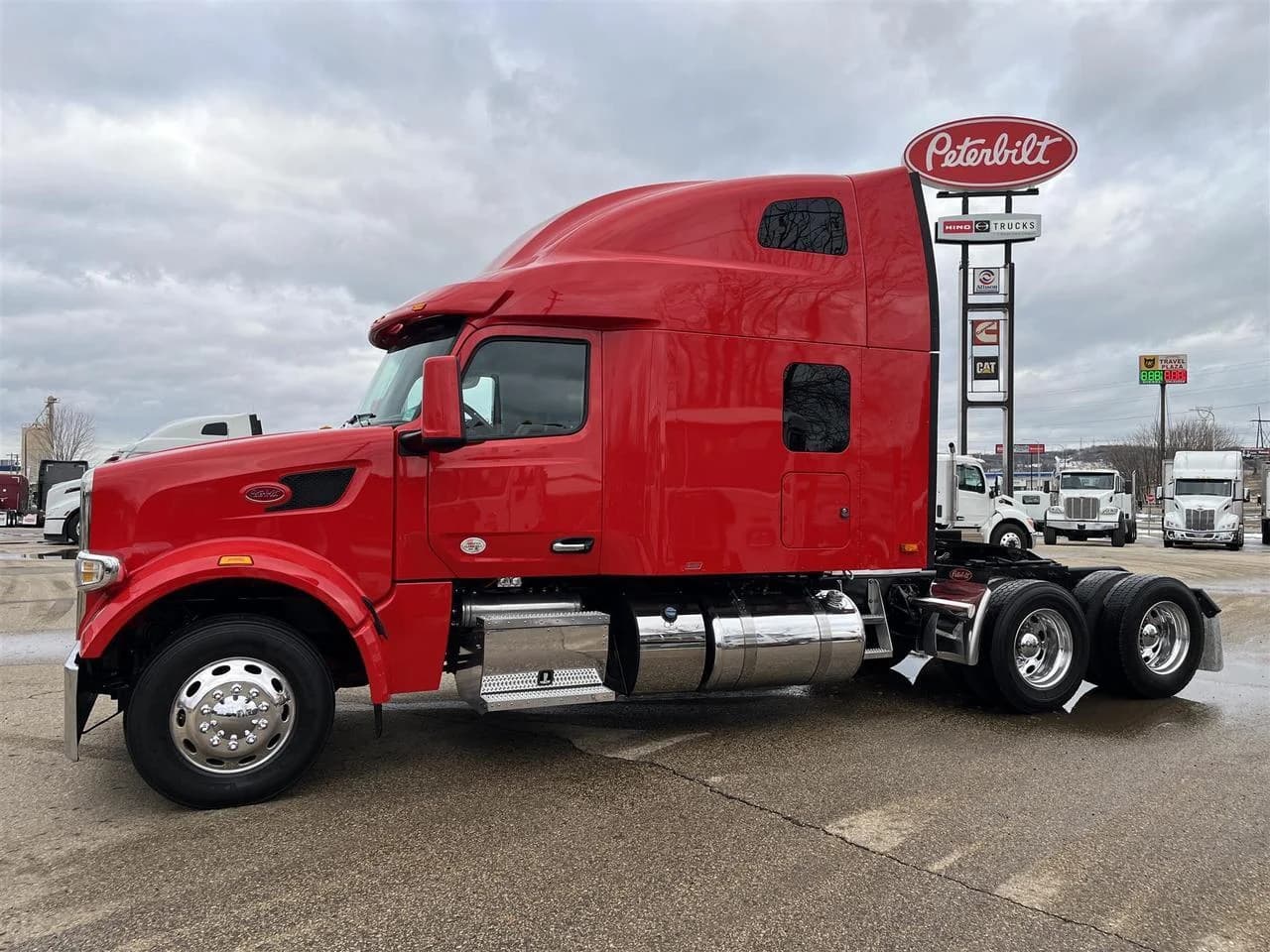 2024 Peterbilt 567