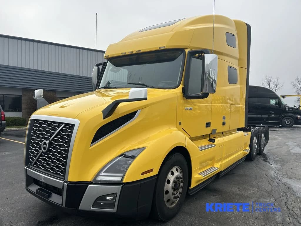 2022 Volvo VNL 760