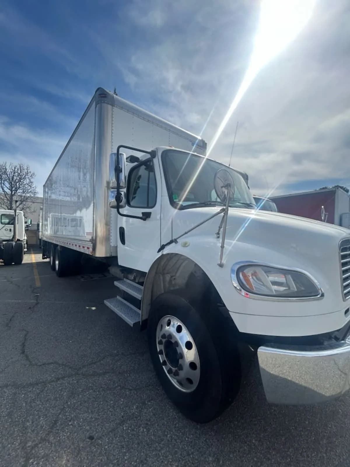2017 Freightliner M2 106