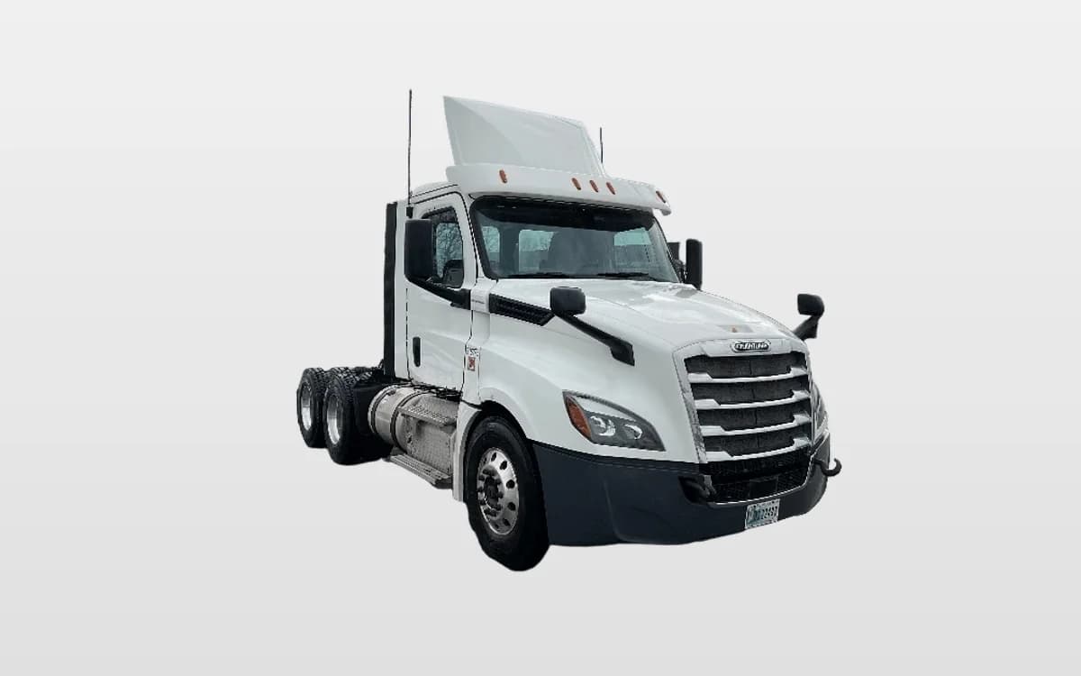 2018 Freightliner Cascadia in Albany, NY