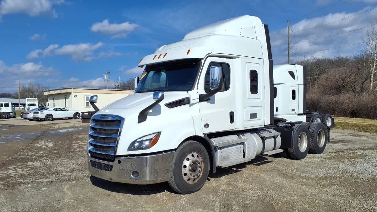 2020 Freightliner Cascadia