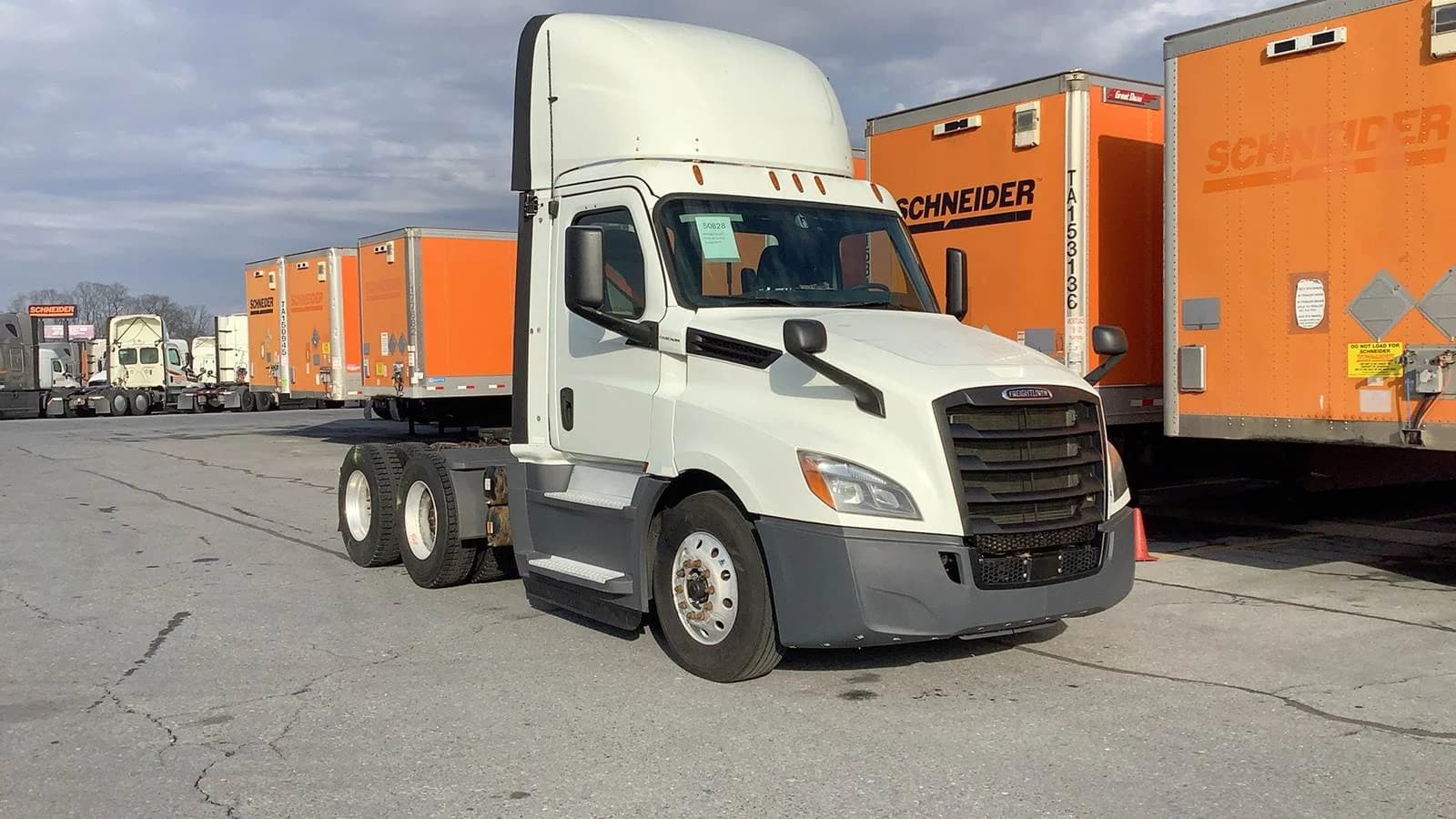 2020 Freightliner Cascadia