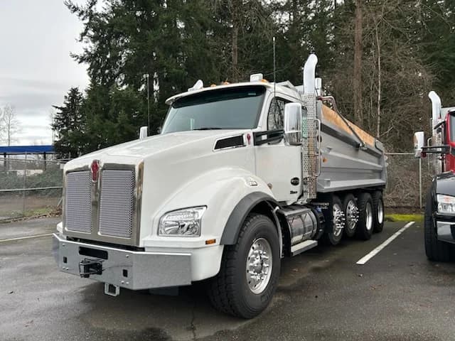 2026 Kenworth T880