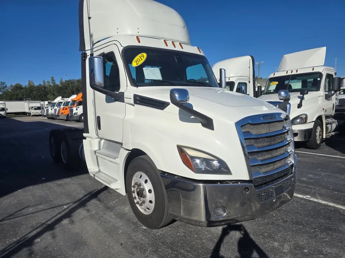 2019 Freightliner Cascadia