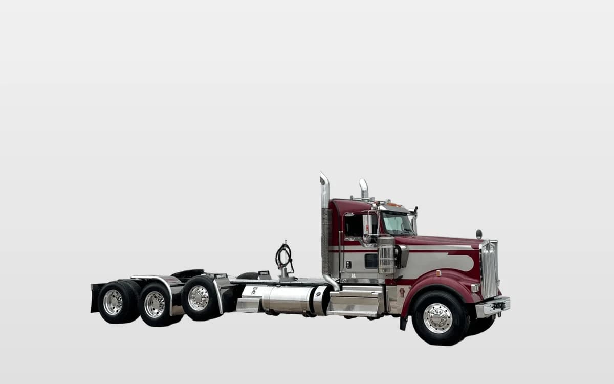 2018 Kenworth W900