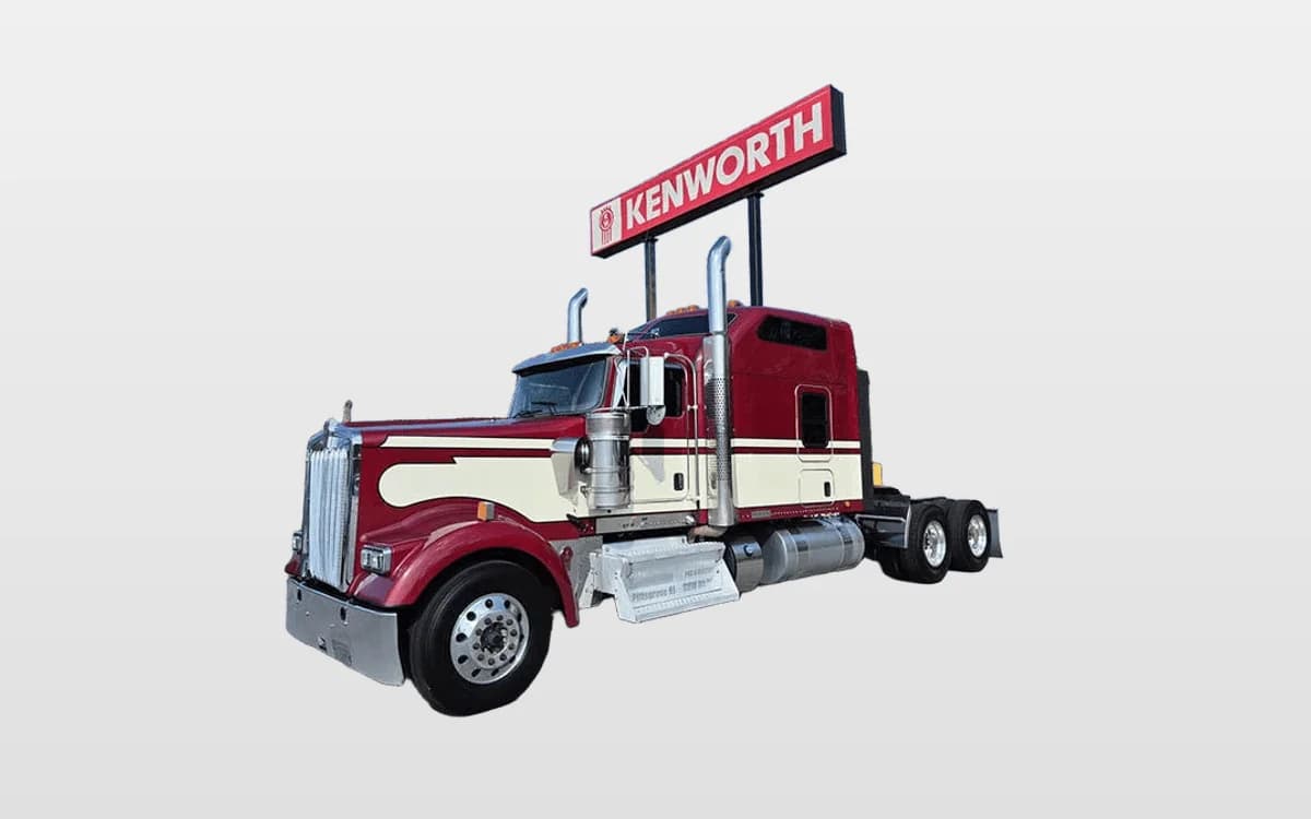 2020 Kenworth W900