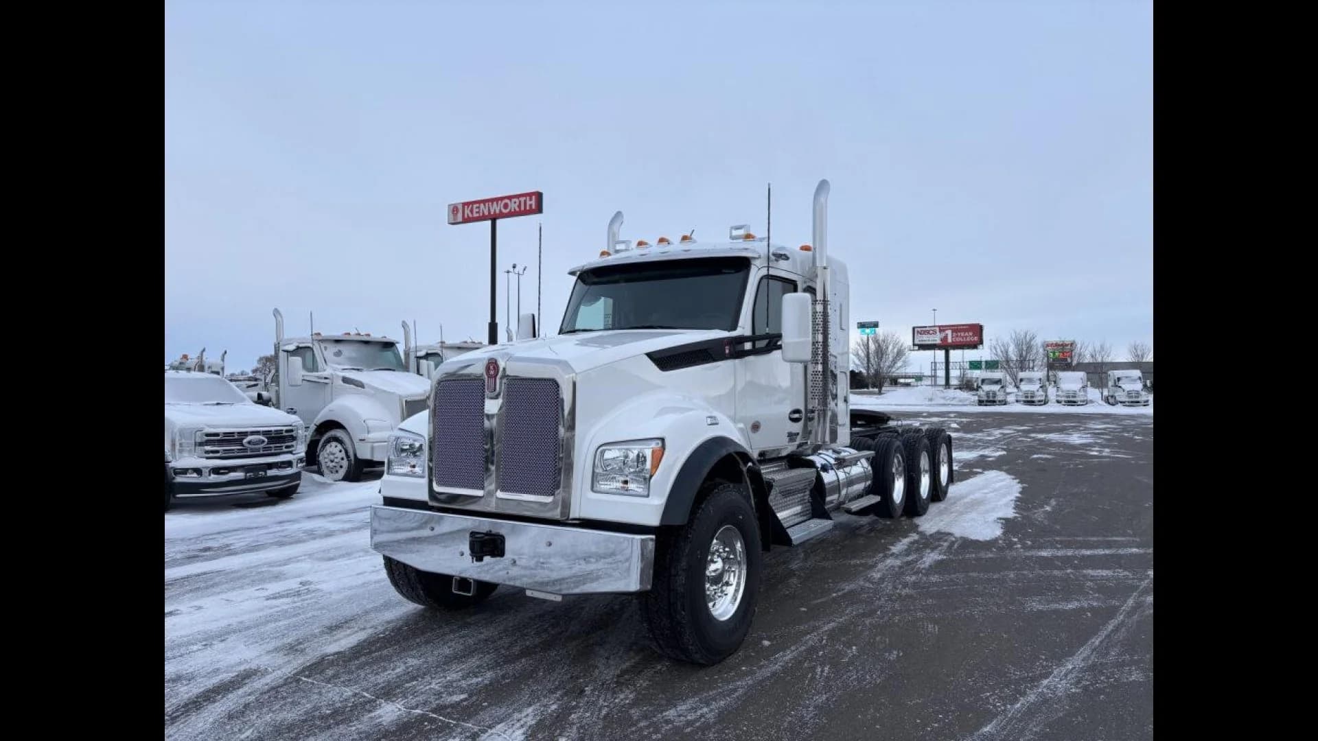 2026 Kenworth T880