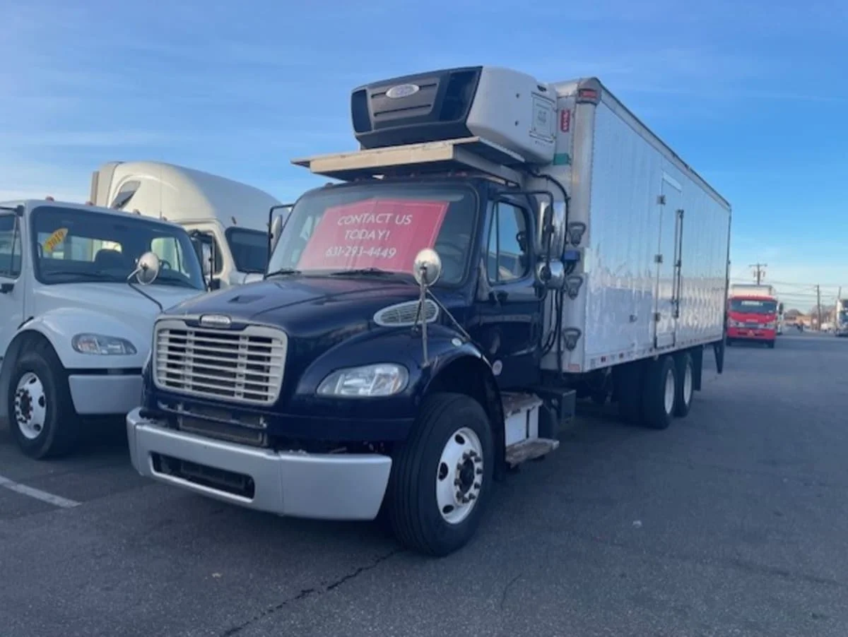 2018 Freightliner M2 106
