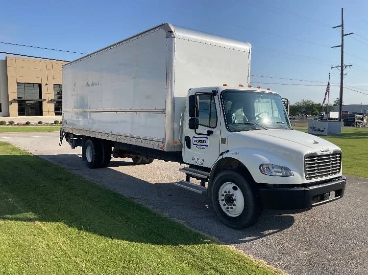 2022 Freightliner M2 106