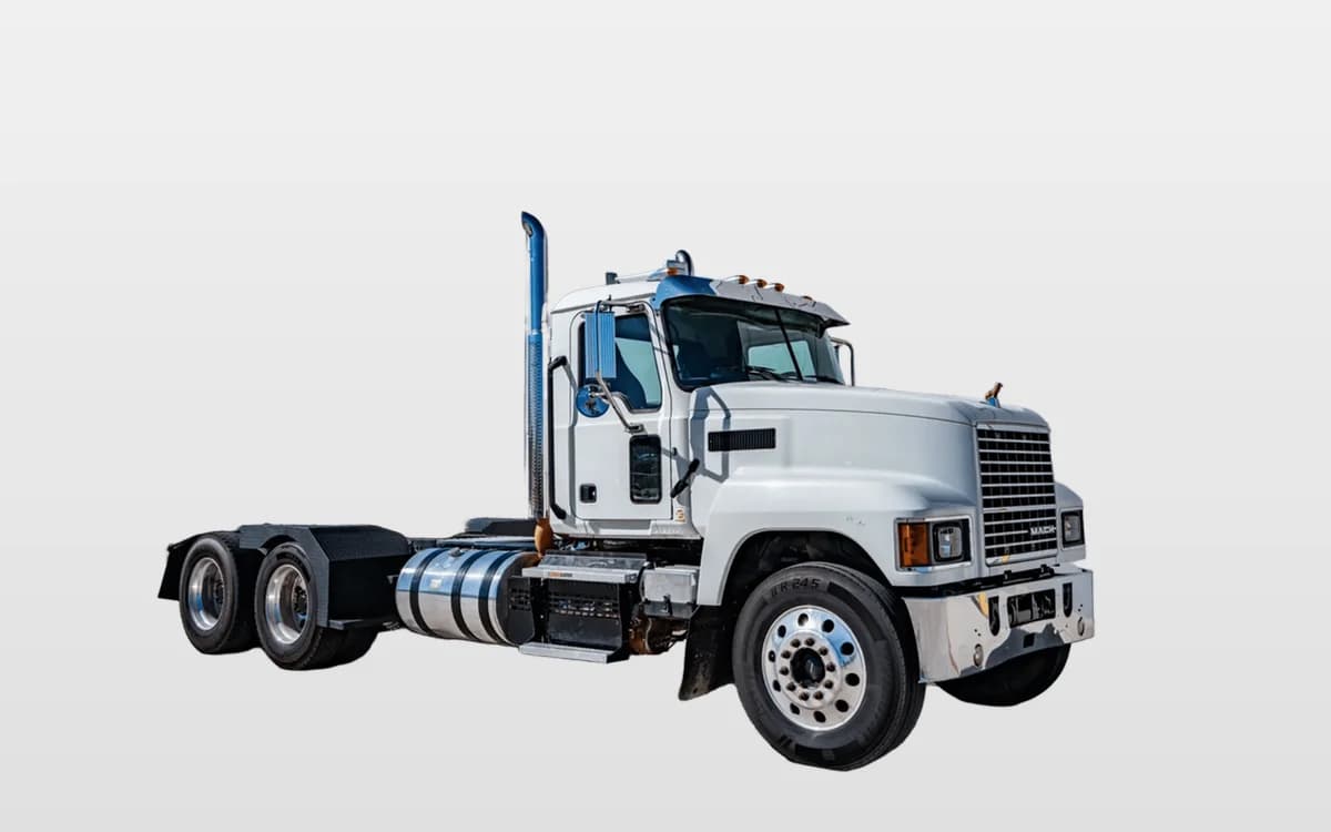 2019 Mack Pinnacle