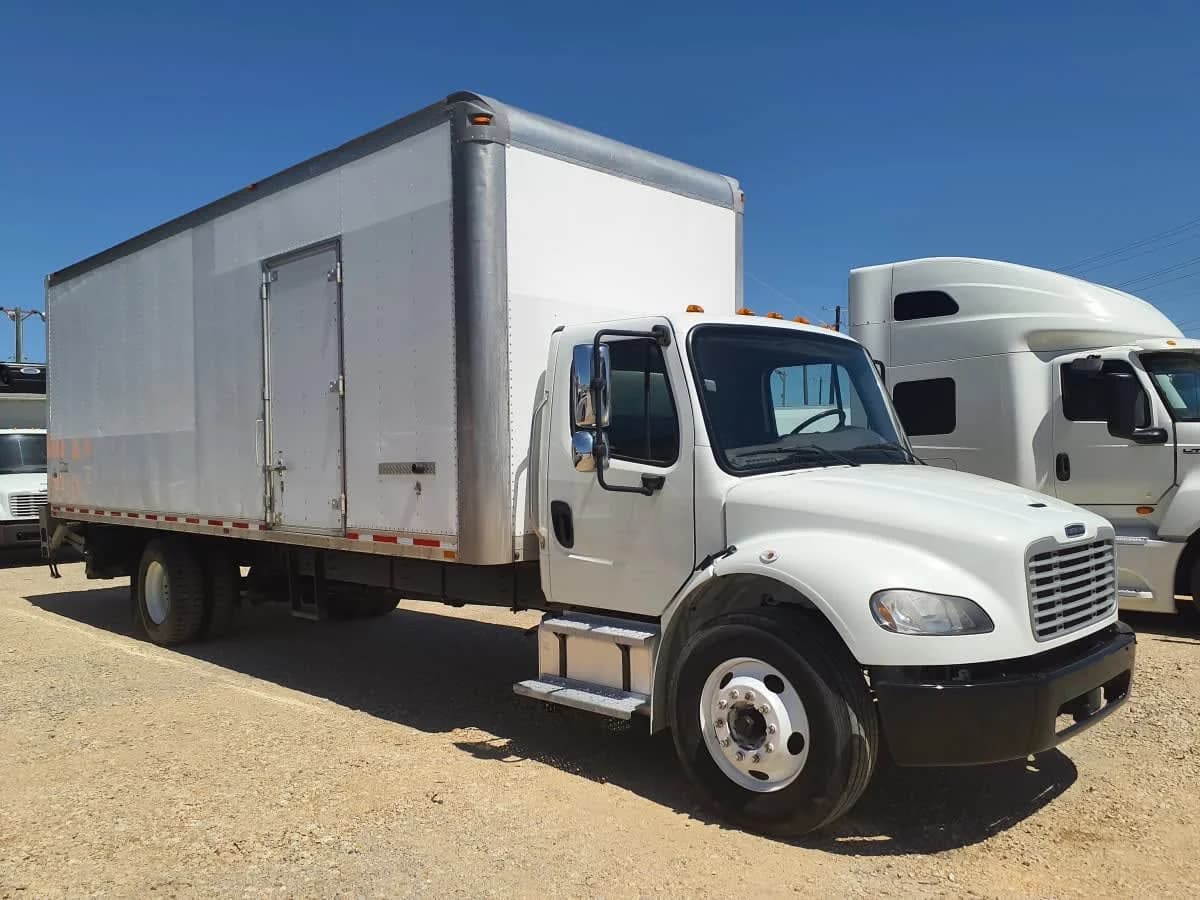 2019 Freightliner M2 106